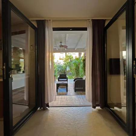 Center Ziric Apartment